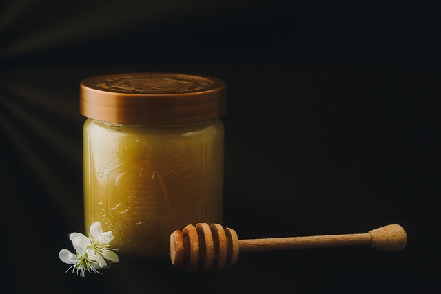 Miód Borówkowy, Aroniowy, Dereniowy - Smaki z Plantacji